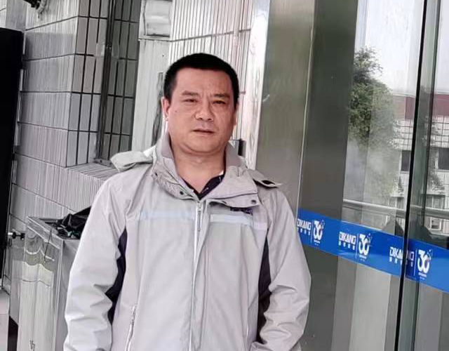 【尊龙凯时-人生就是博药业30周年人物专访】同心30载 同行尊龙凯时-人生就是博人——（三）邓入东：机会永远留给有准备的人